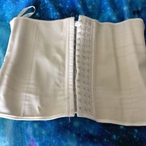 Waist shaper trainer size M